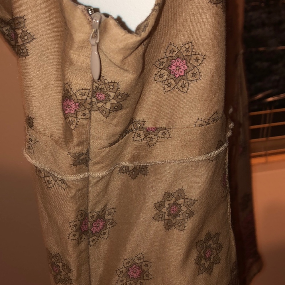 Laundry brown and pink camisole top. - Picture 4 of 7